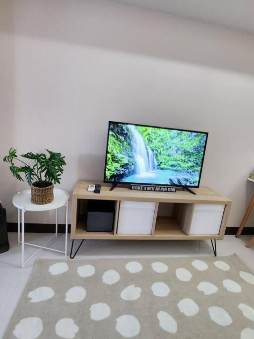 Cosy Executive 1 Bedroom Uptown Parksuites Ultra Fast Internet Манила Экстерьер фото