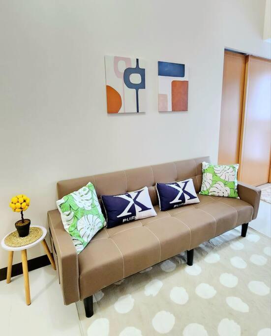 Cosy Executive 1 Bedroom Uptown Parksuites Ultra Fast Internet Манила Экстерьер фото